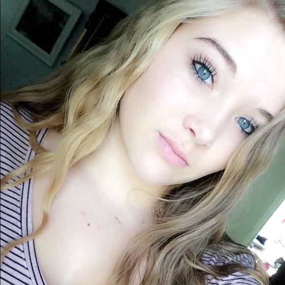 lauren_ar